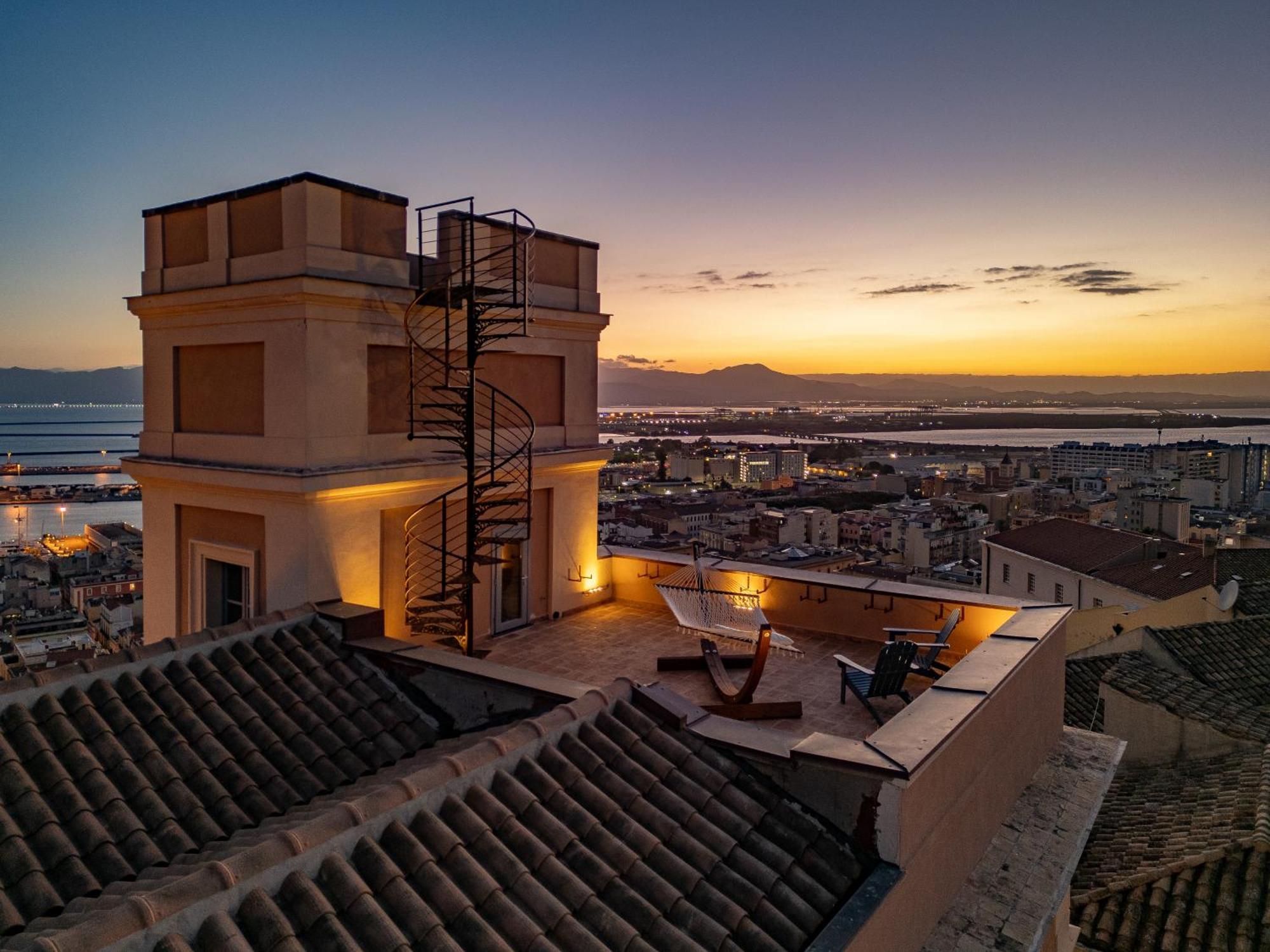 Palazzo Boyl 1840 Hotel Cagliari Exterior photo